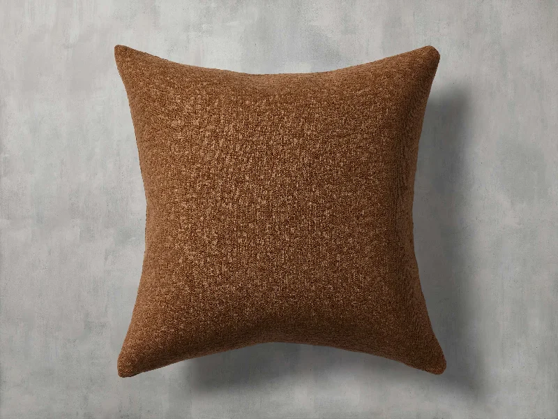 Nouri Pillow